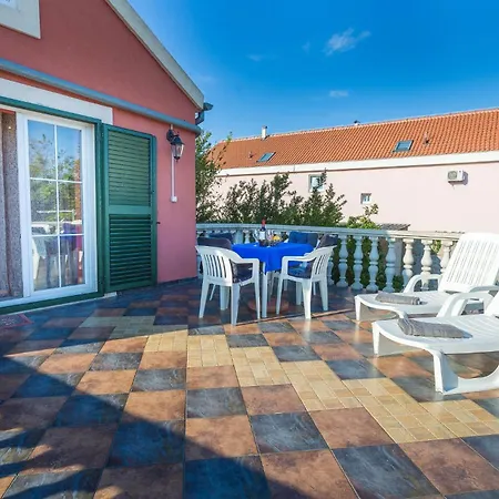 In With Wifi بيت للعطل